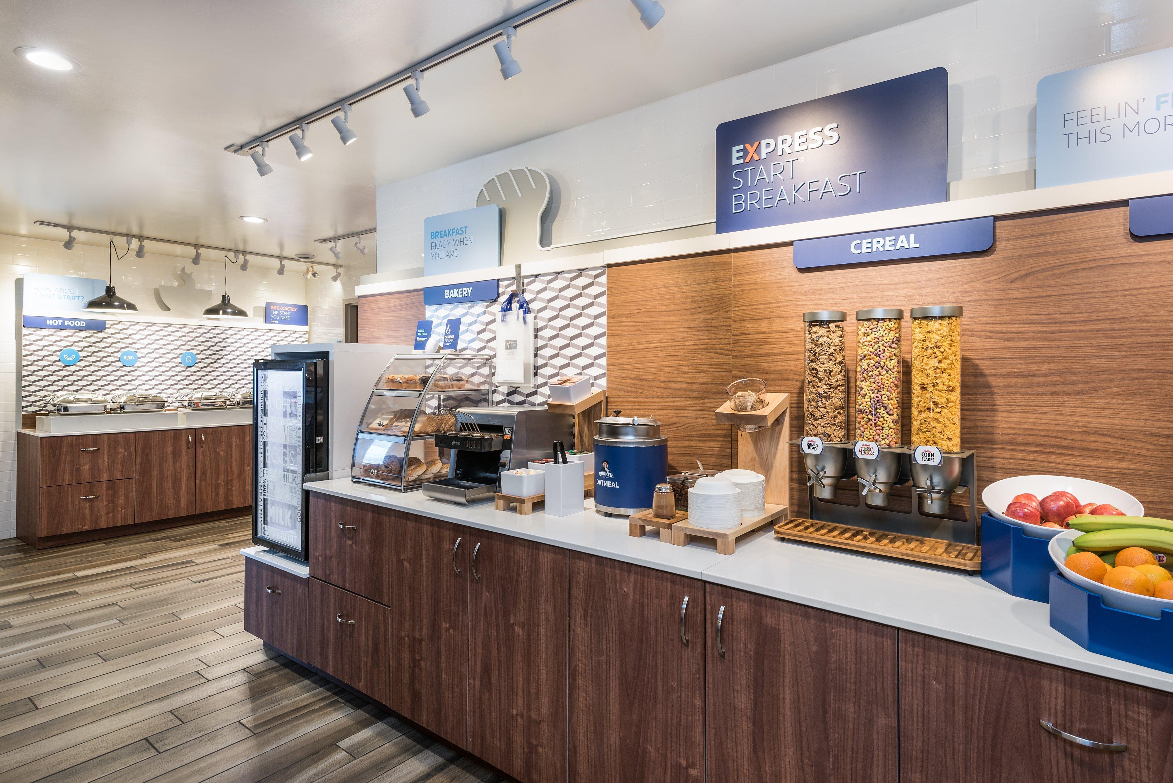 Holiday Inn Express Hotel & Suites 1000 Islands - Gananoque By Ihg Zewnętrze zdjęcie