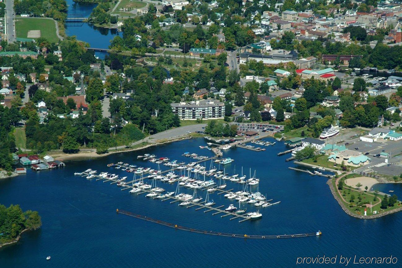Holiday Inn Express Hotel & Suites 1000 Islands - Gananoque By Ihg Zewnętrze zdjęcie